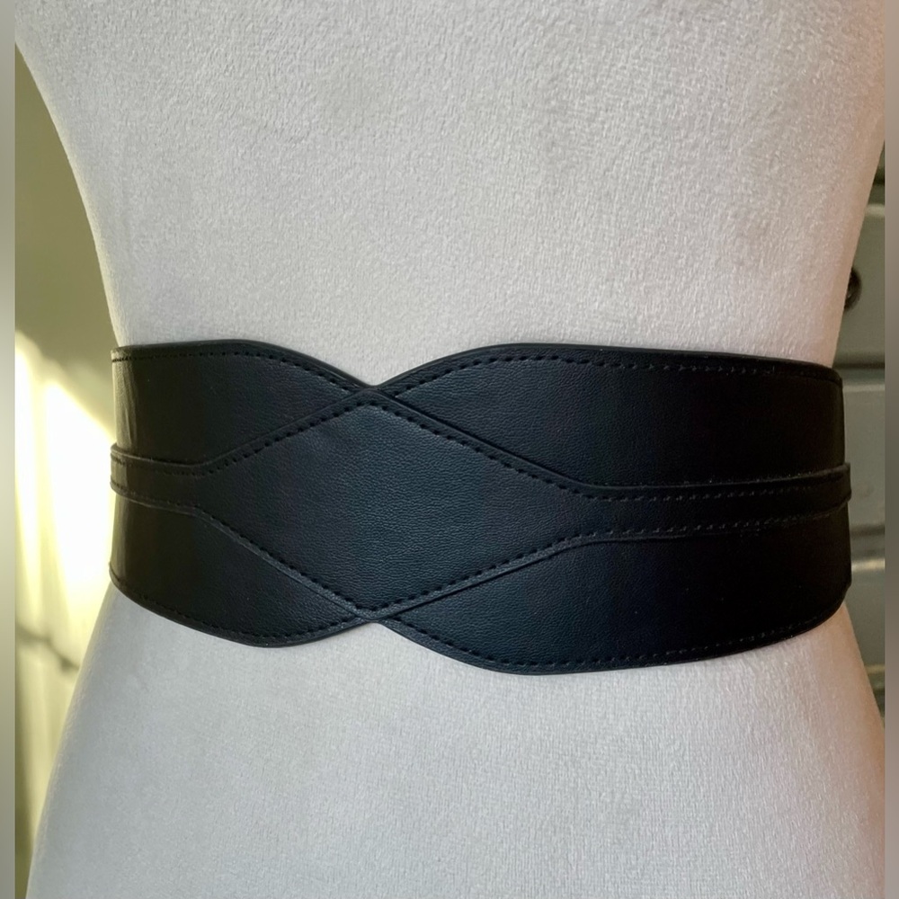 Elegant Black Women's Stretch Elastic PVU Black Belt